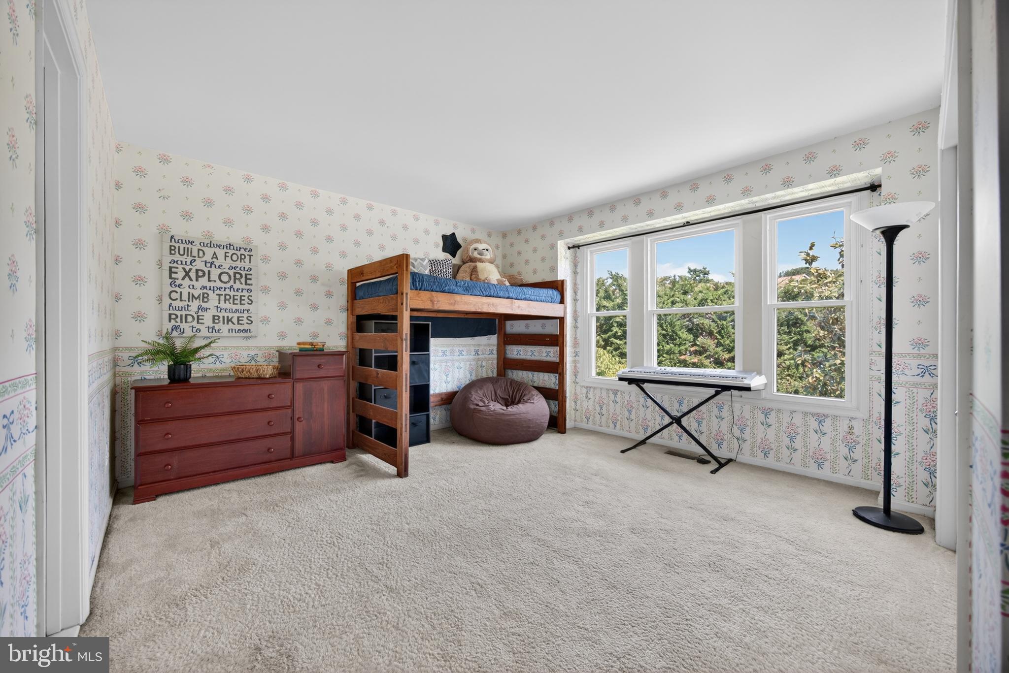 PARADISE HILL - Residential
