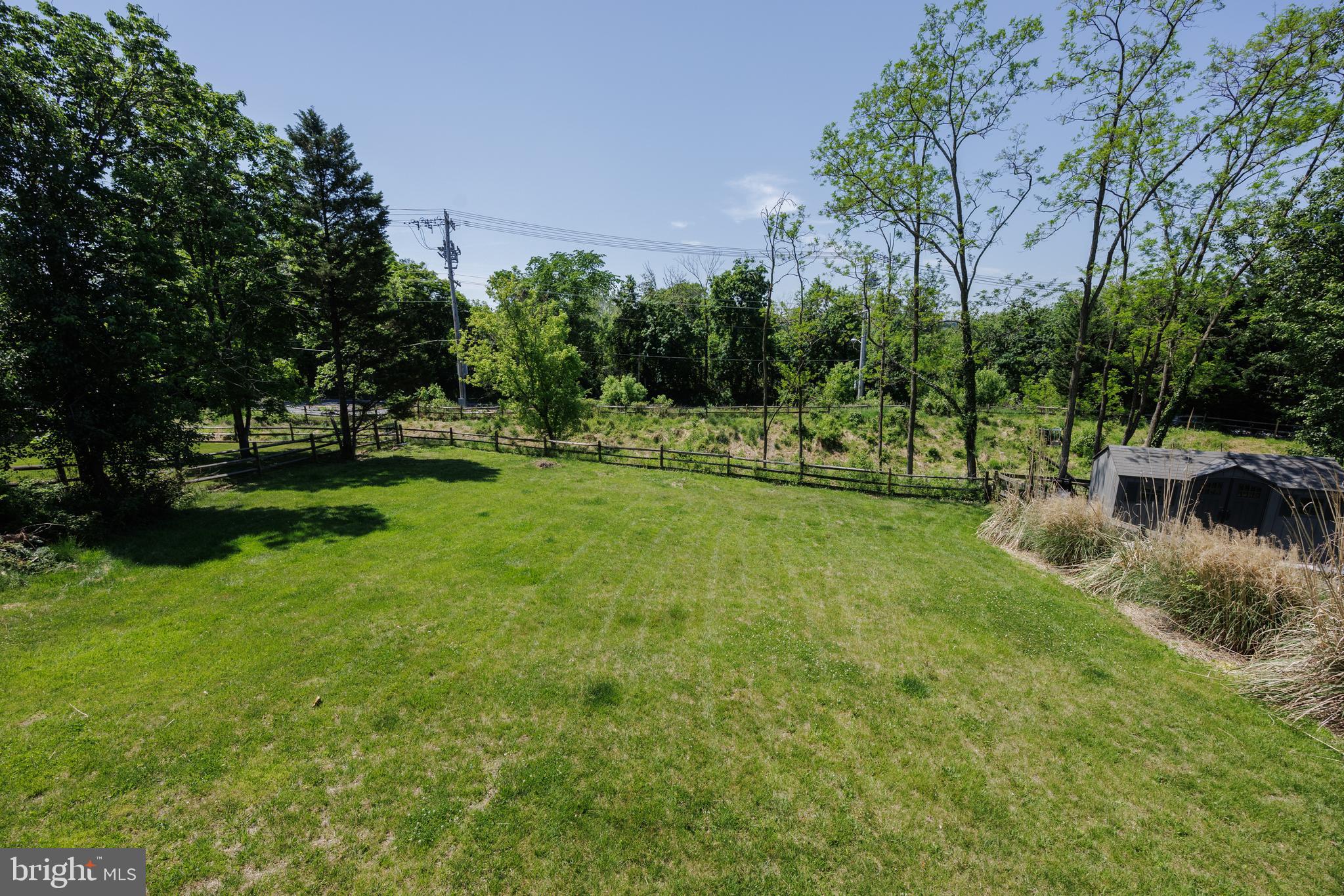 PARADISE HILL - Residential
