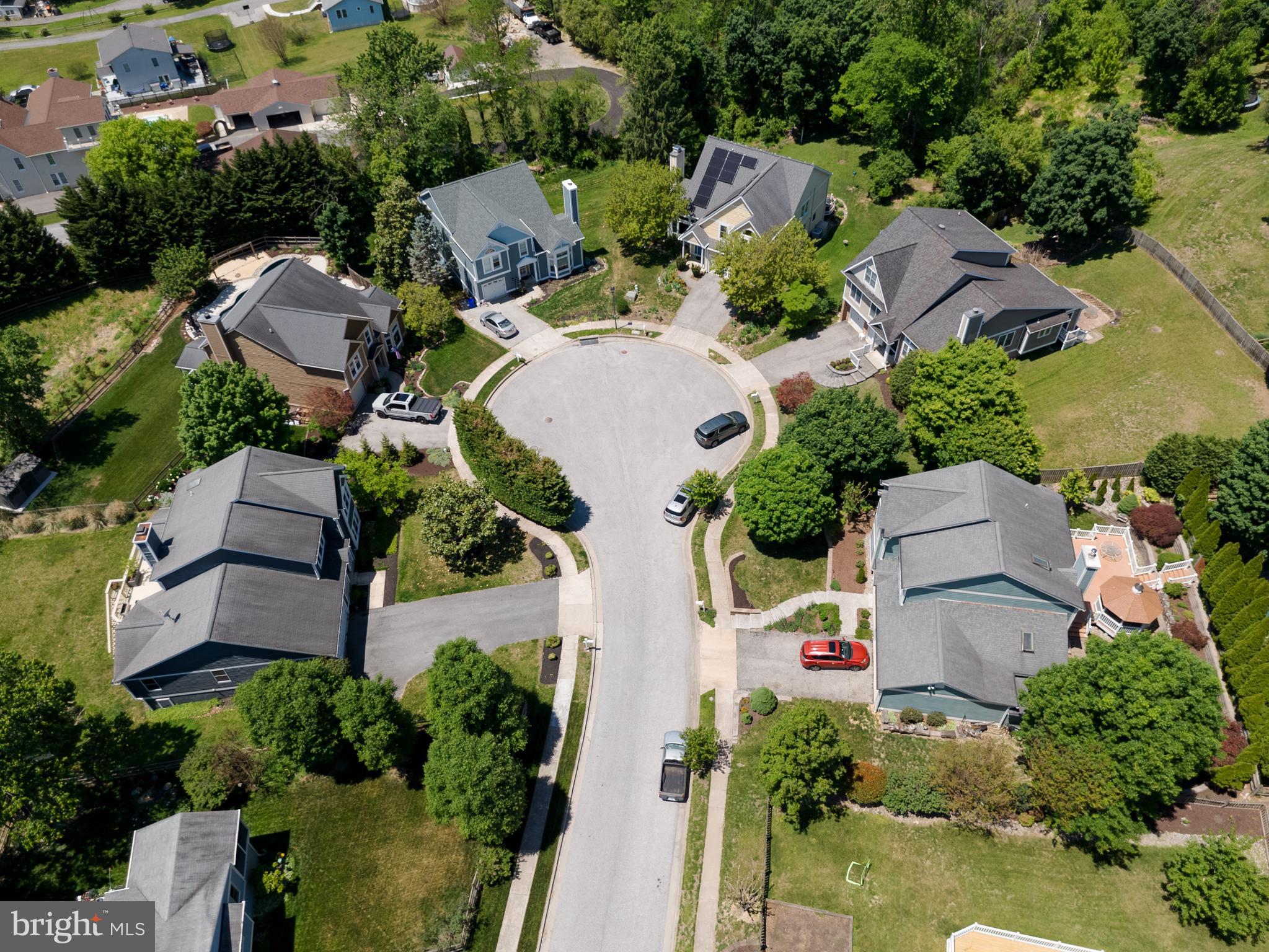 PARADISE HILL - Residential