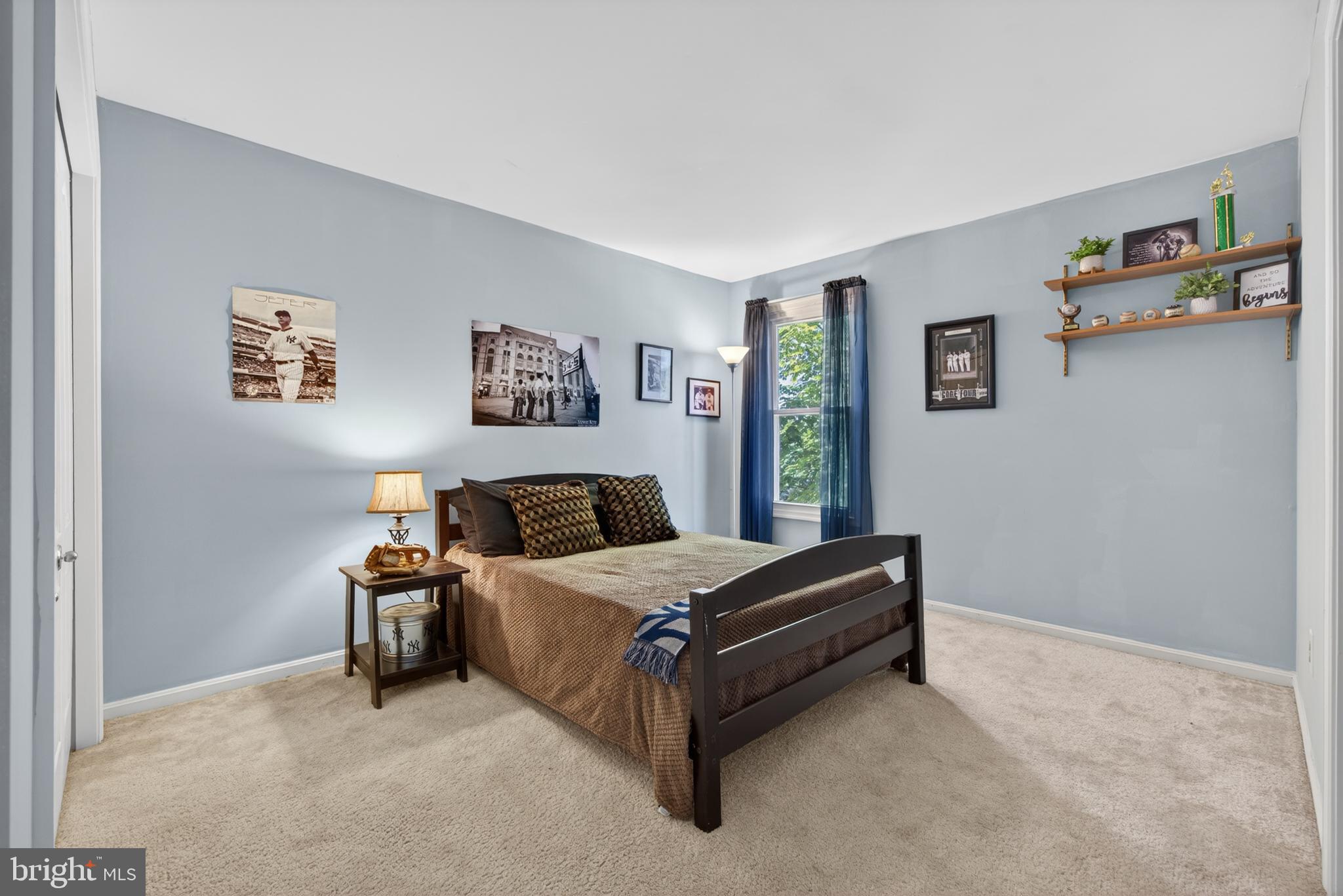 PARADISE HILL - Residential