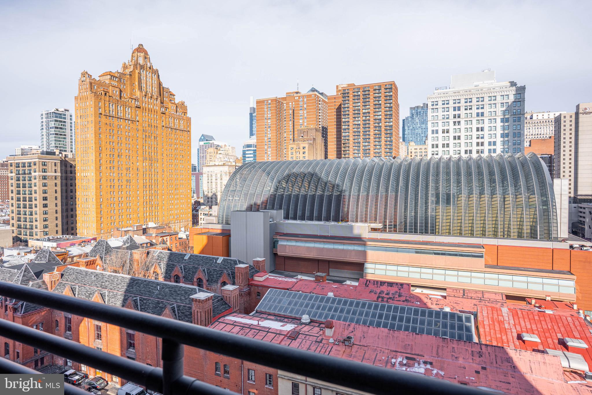 AVENUE OF THE ARTS - Residential