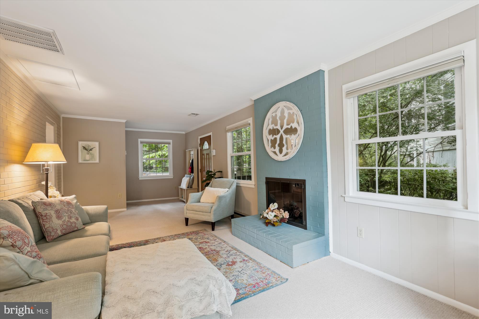 526 POPLAR DRIVE