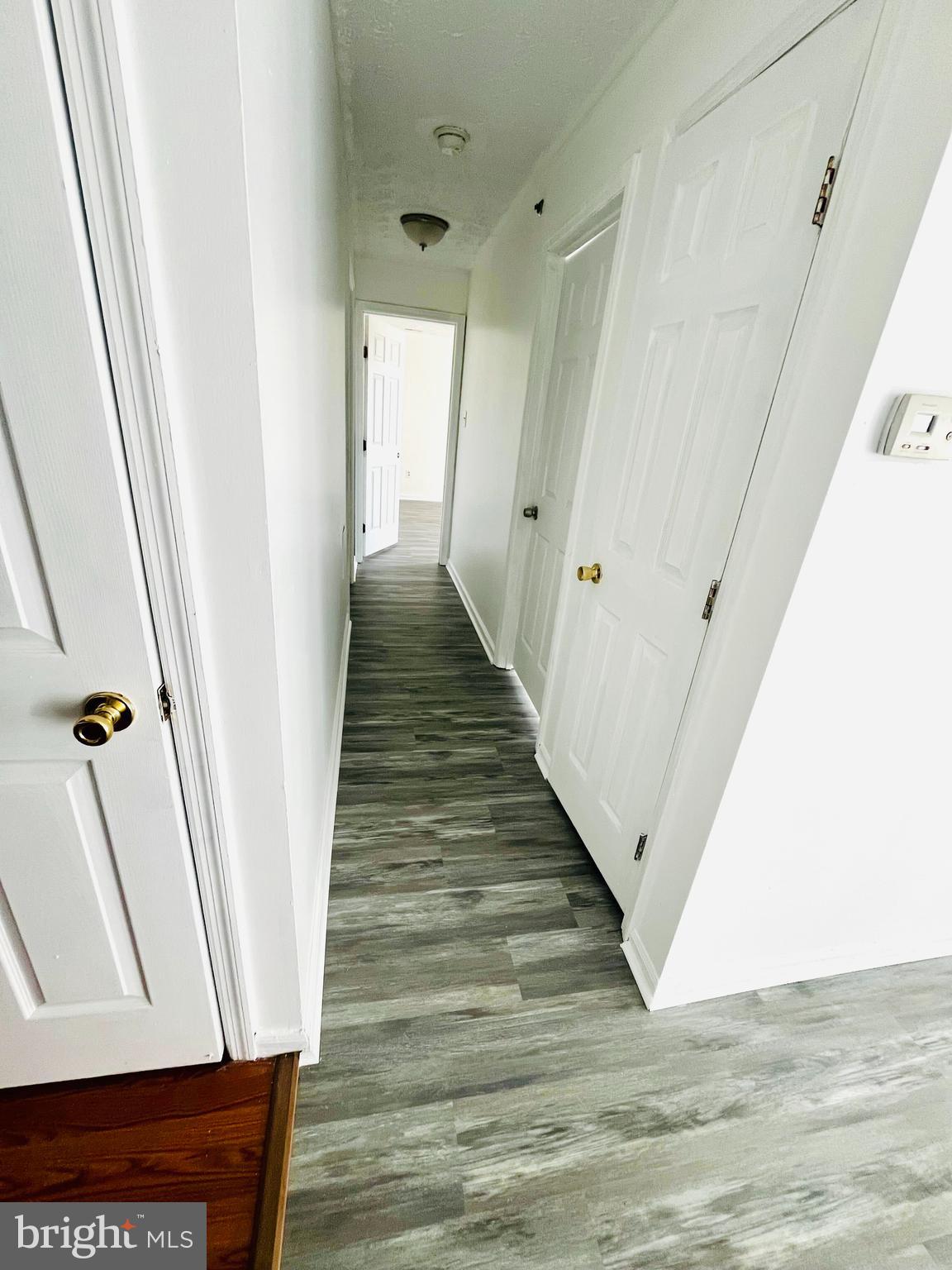 WOODBRIDGE CENTER - Residential