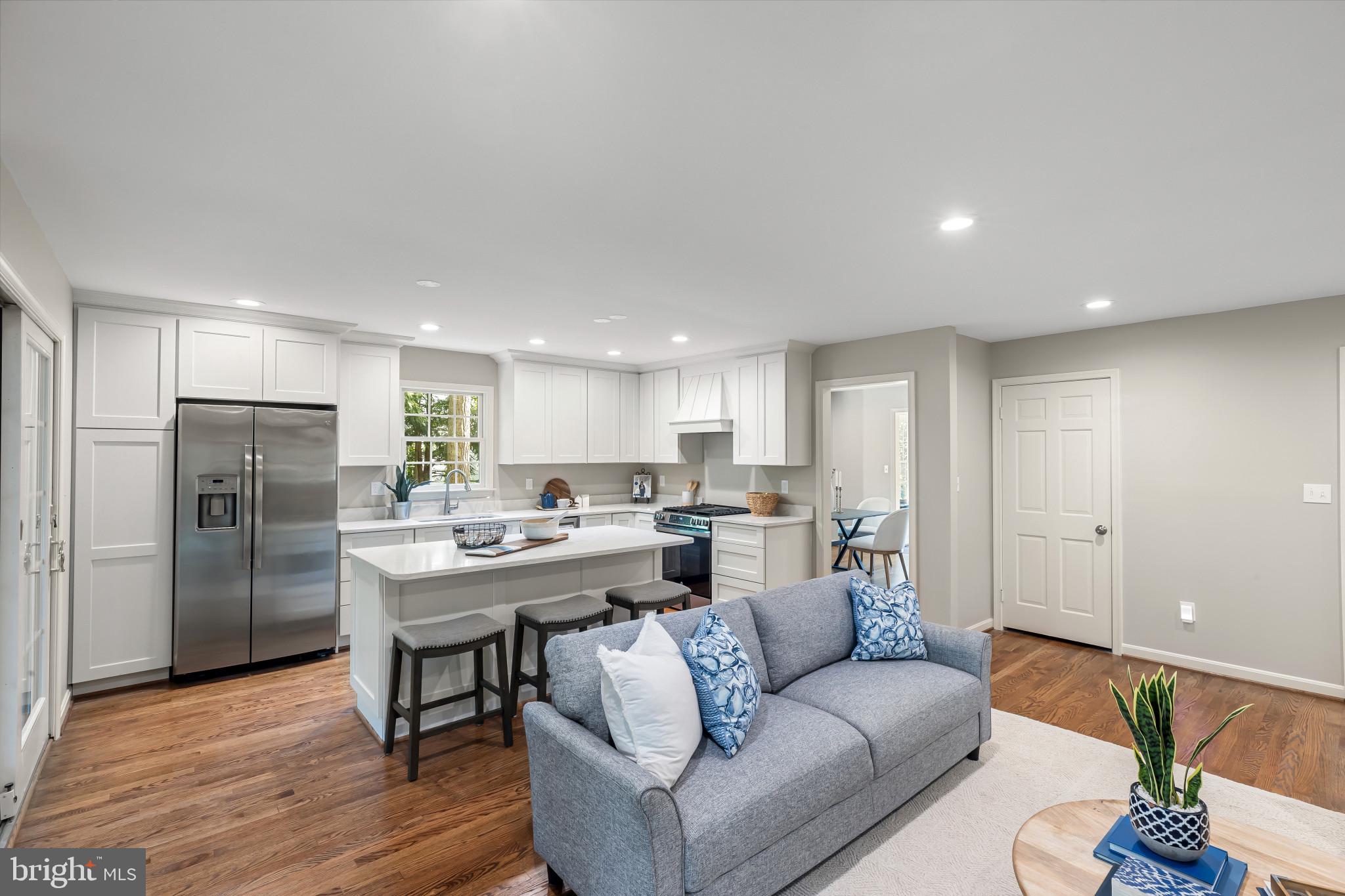 455 FAIRLANE COURT