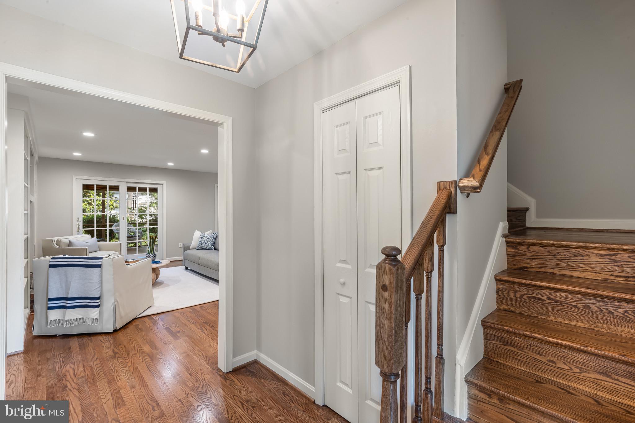 455 FAIRLANE COURT