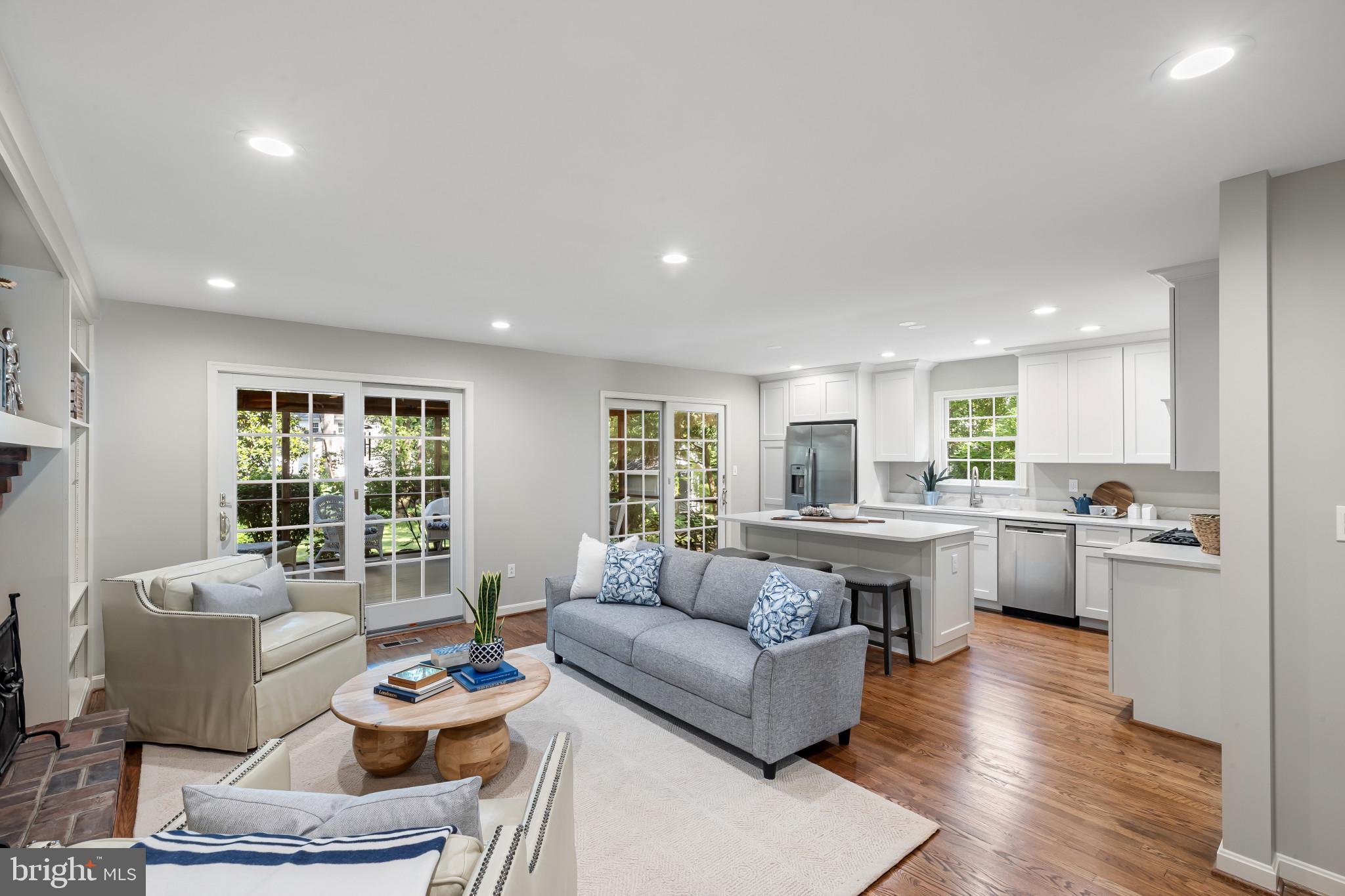 455 FAIRLANE COURT
