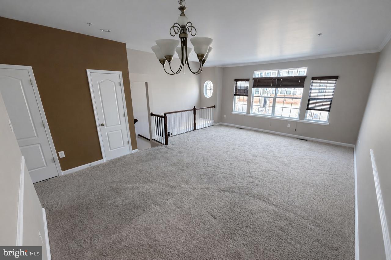 TANYARD SPRINGS - Residential
