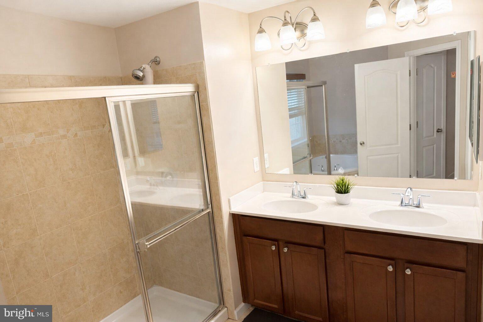 TANYARD SPRINGS - Residential