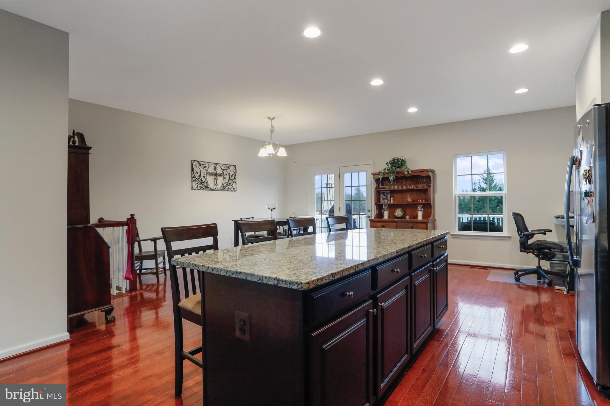 LAKE FREDERICK - Residential