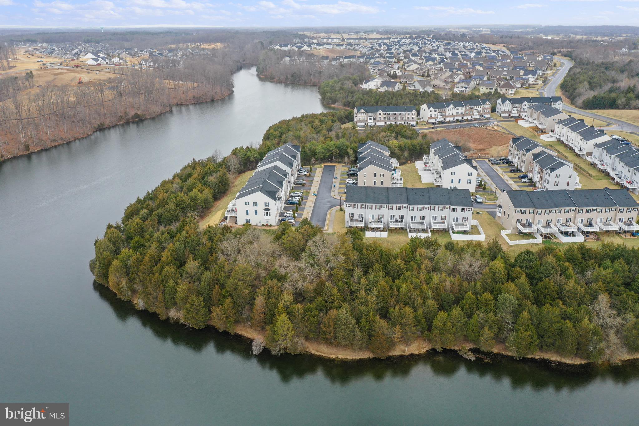 LAKE FREDERICK - Residential