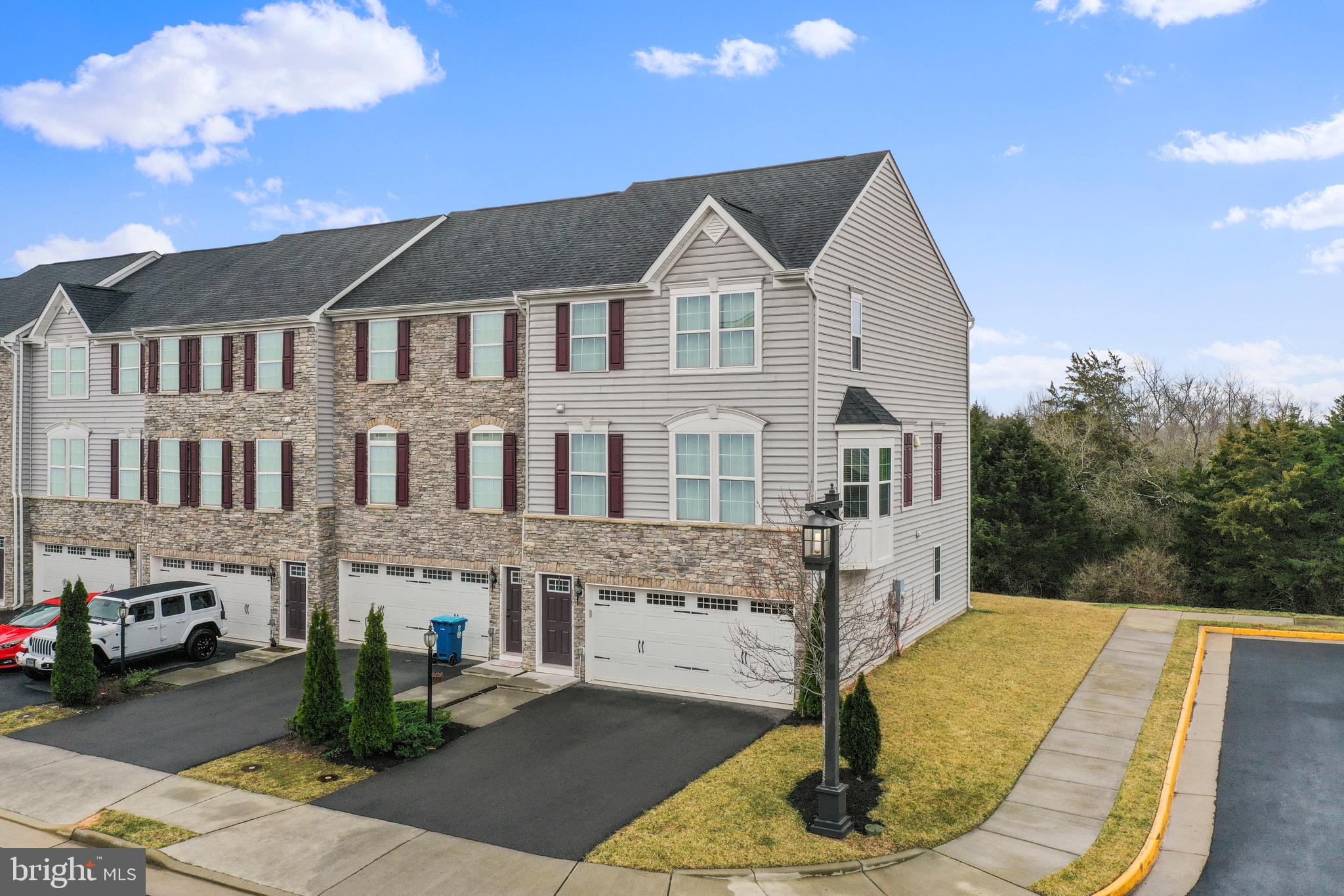 LAKE FREDERICK - Residential