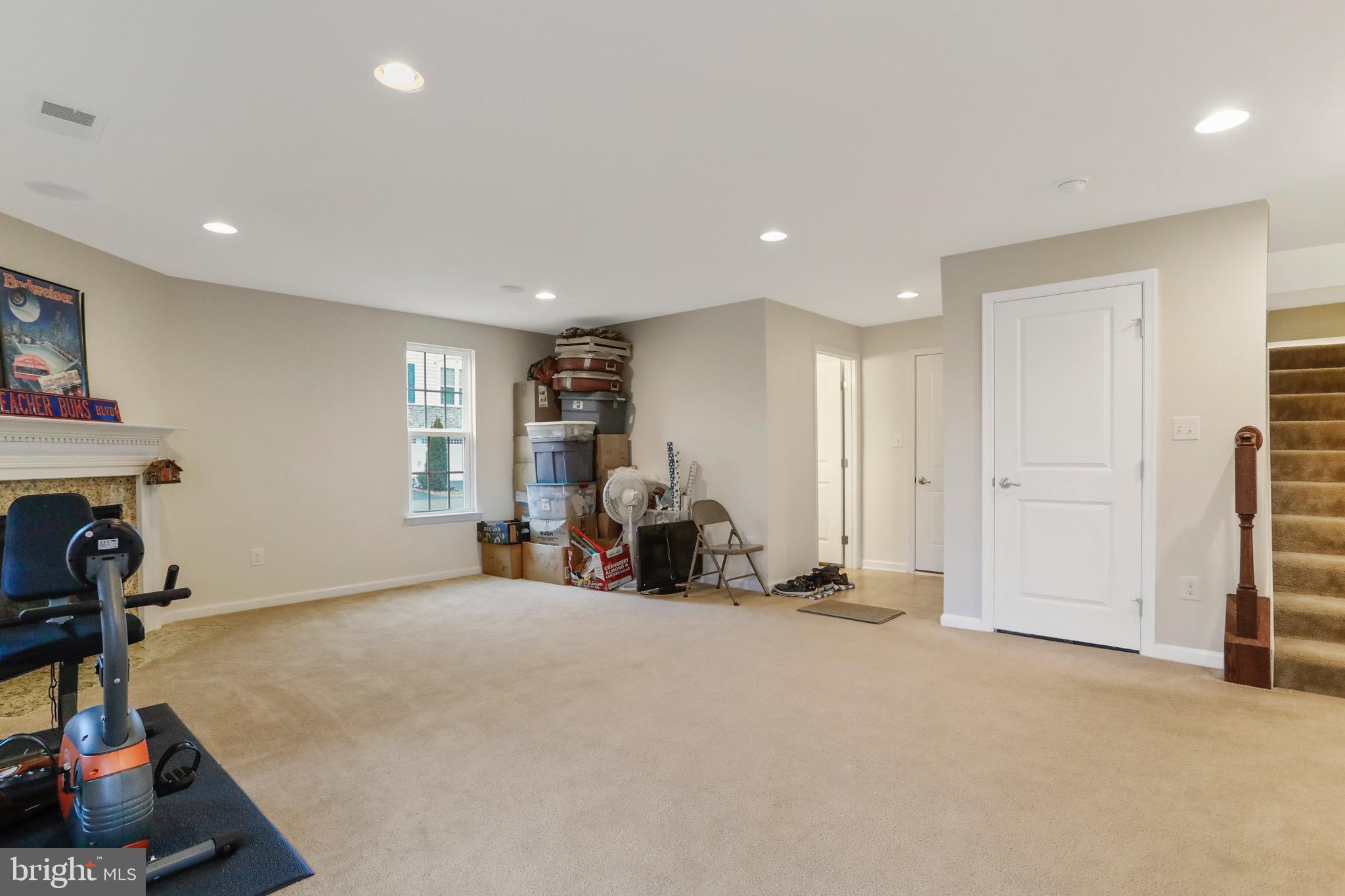 LAKE FREDERICK - Residential