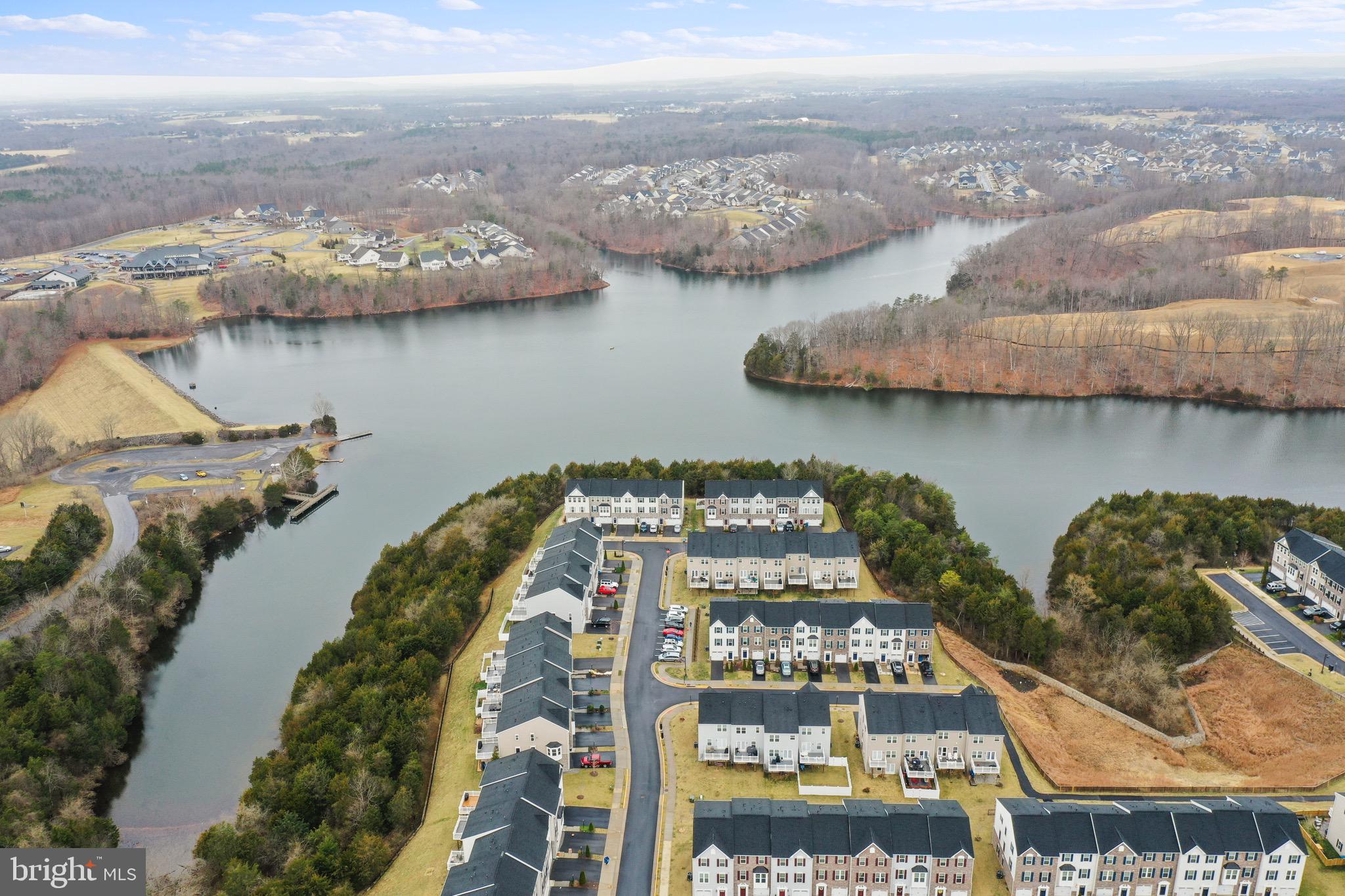 LAKE FREDERICK - Residential