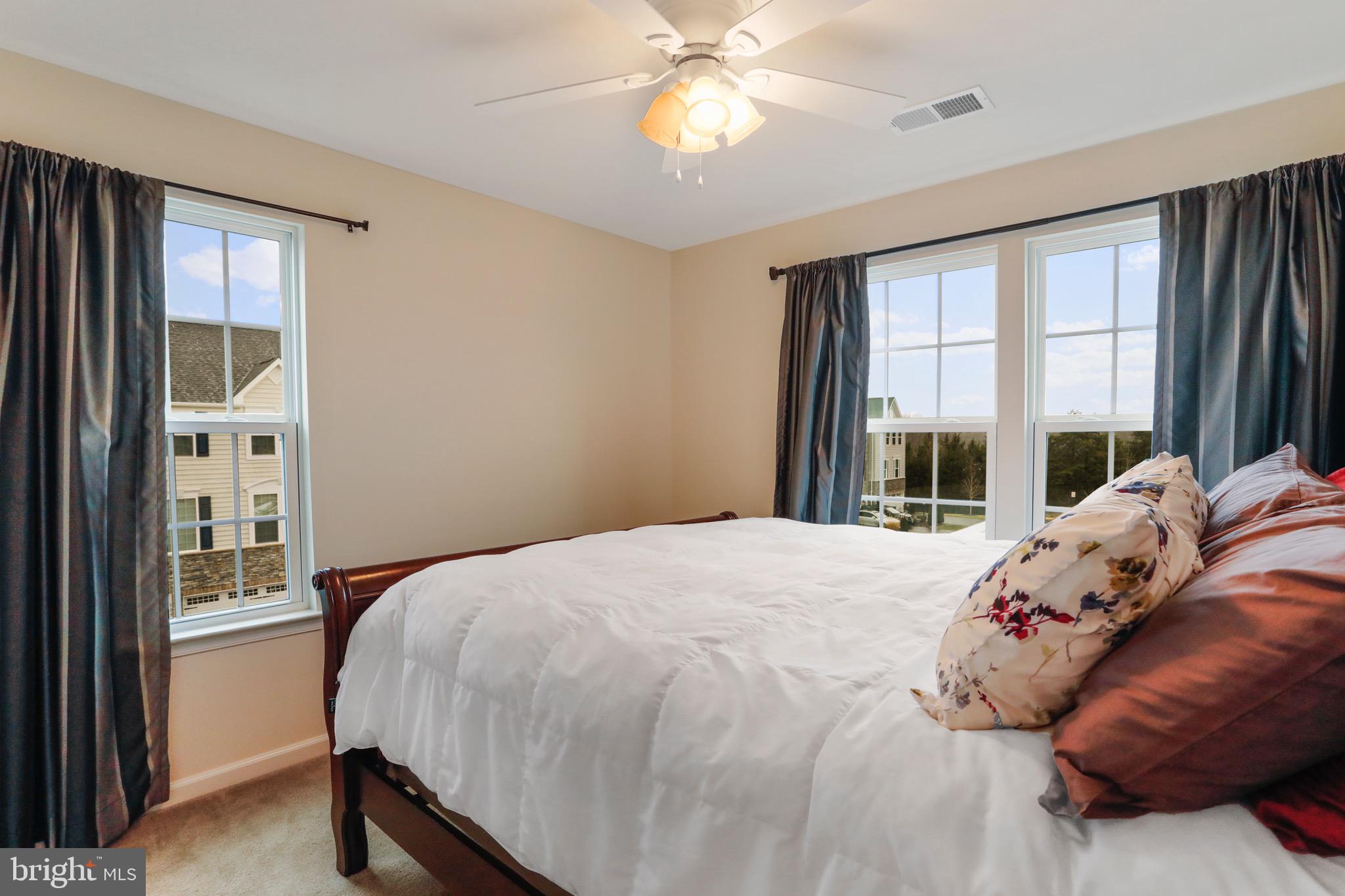 LAKE FREDERICK - Residential