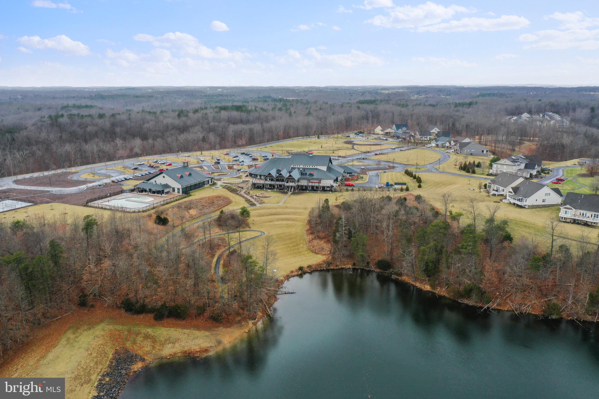 LAKE FREDERICK - Residential