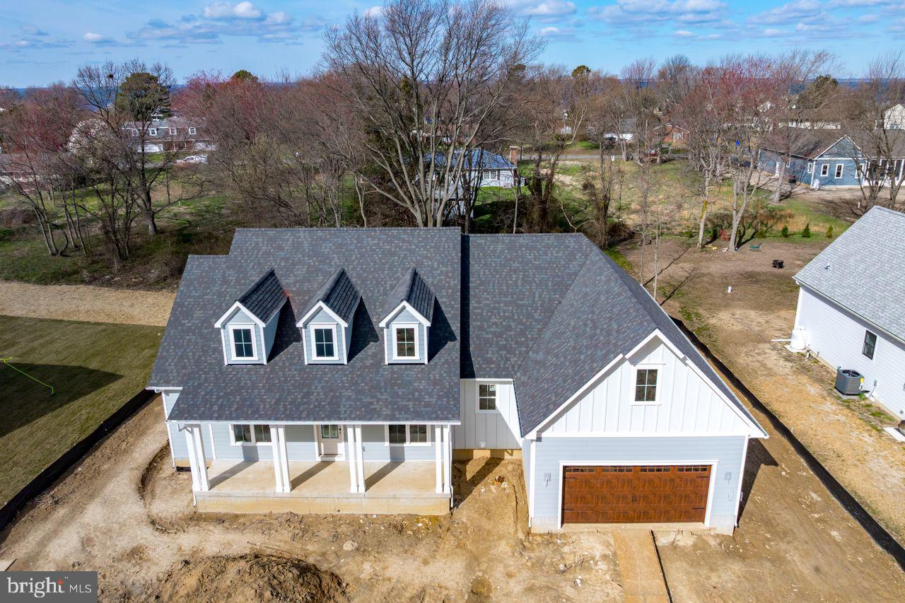 QUEEN ANNE COLONY - Residential