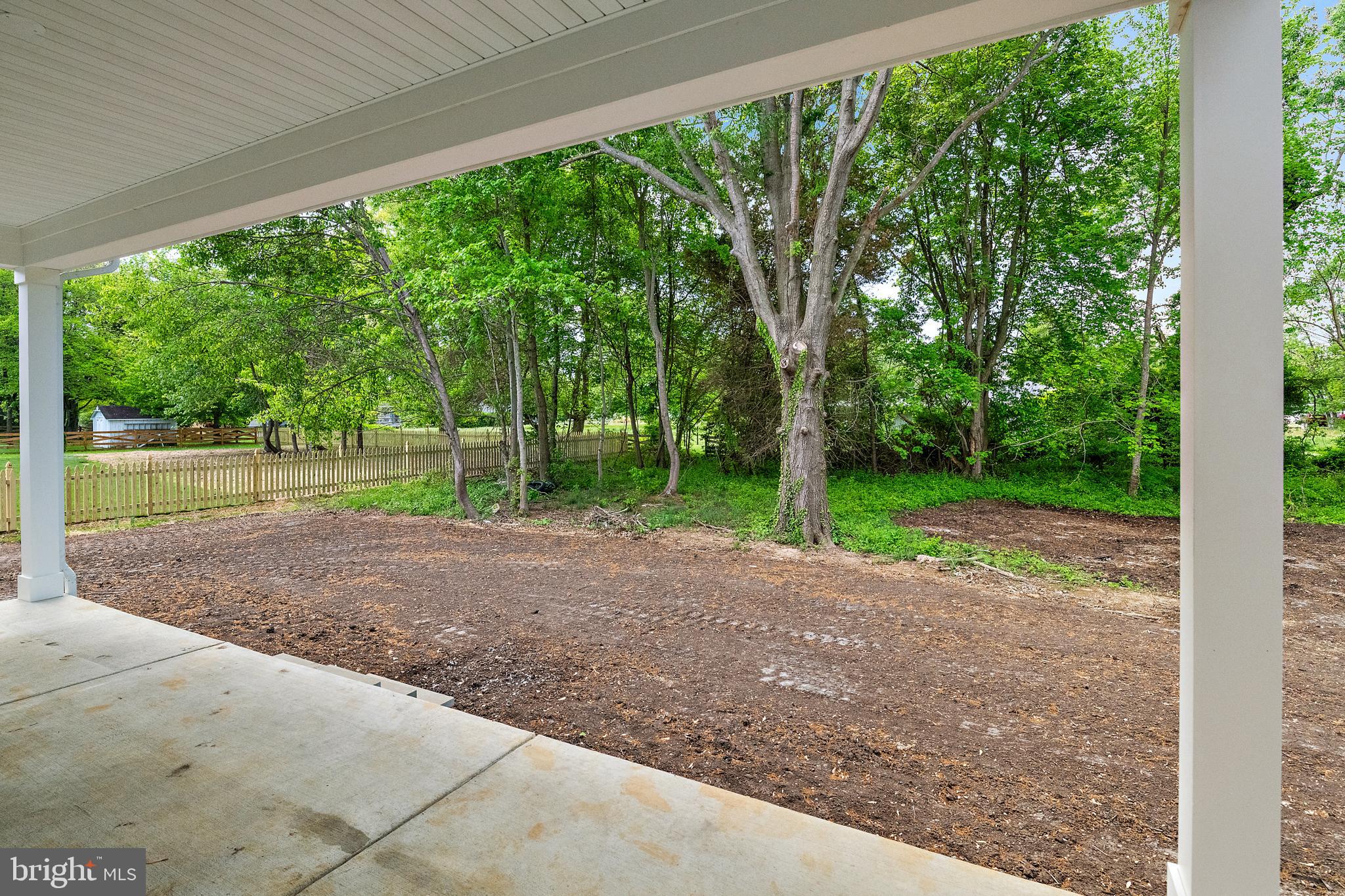 QUEEN ANNE COLONY - Residential