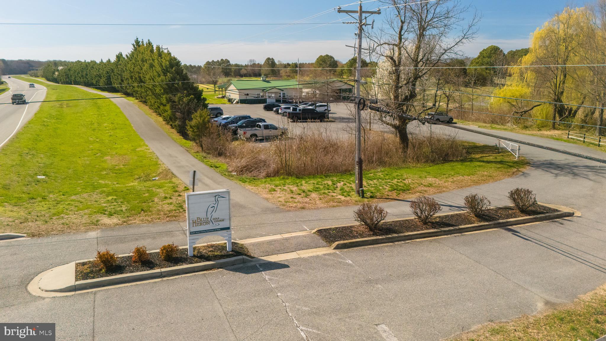 QUEEN ANNE COLONY - Residential