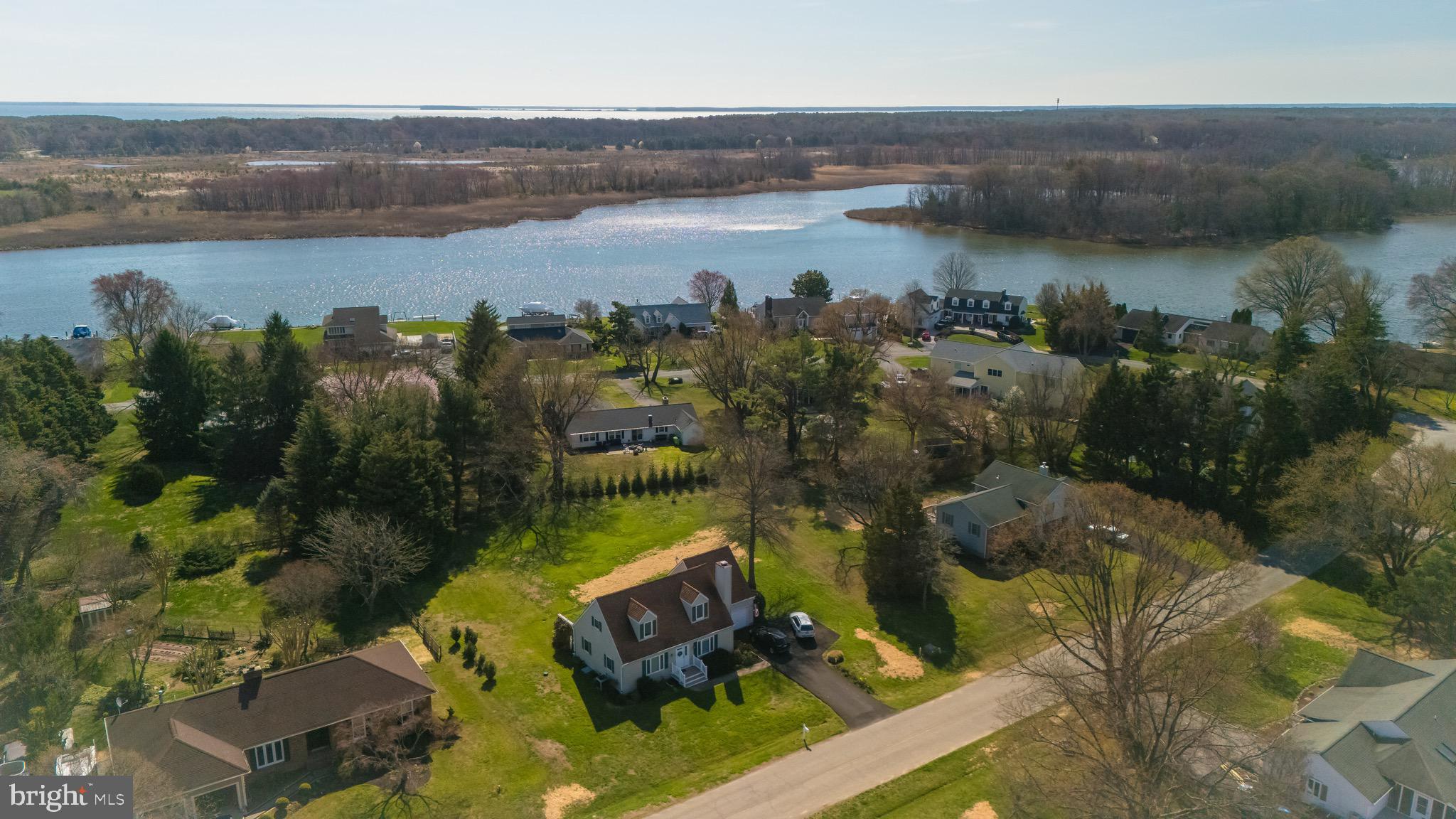 QUEEN ANNE COLONY - Residential