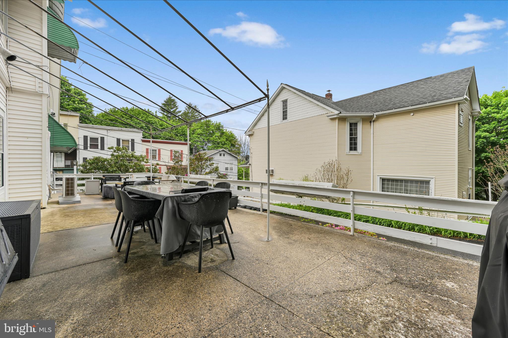 GREENWOOD HILL - Residential