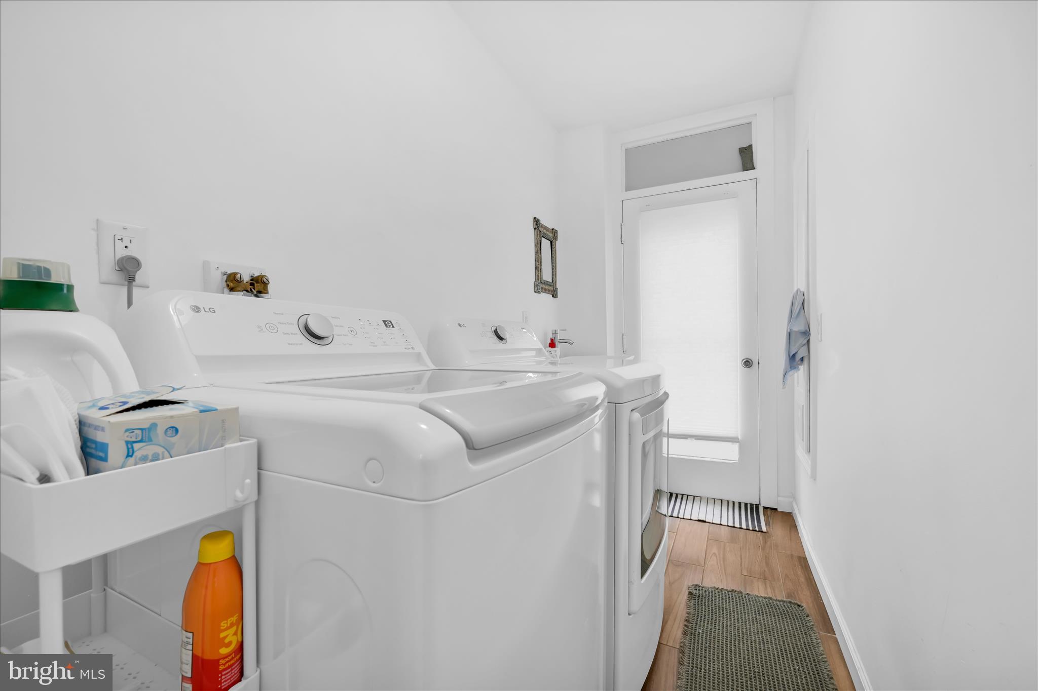 GREENWOOD HILL - Residential