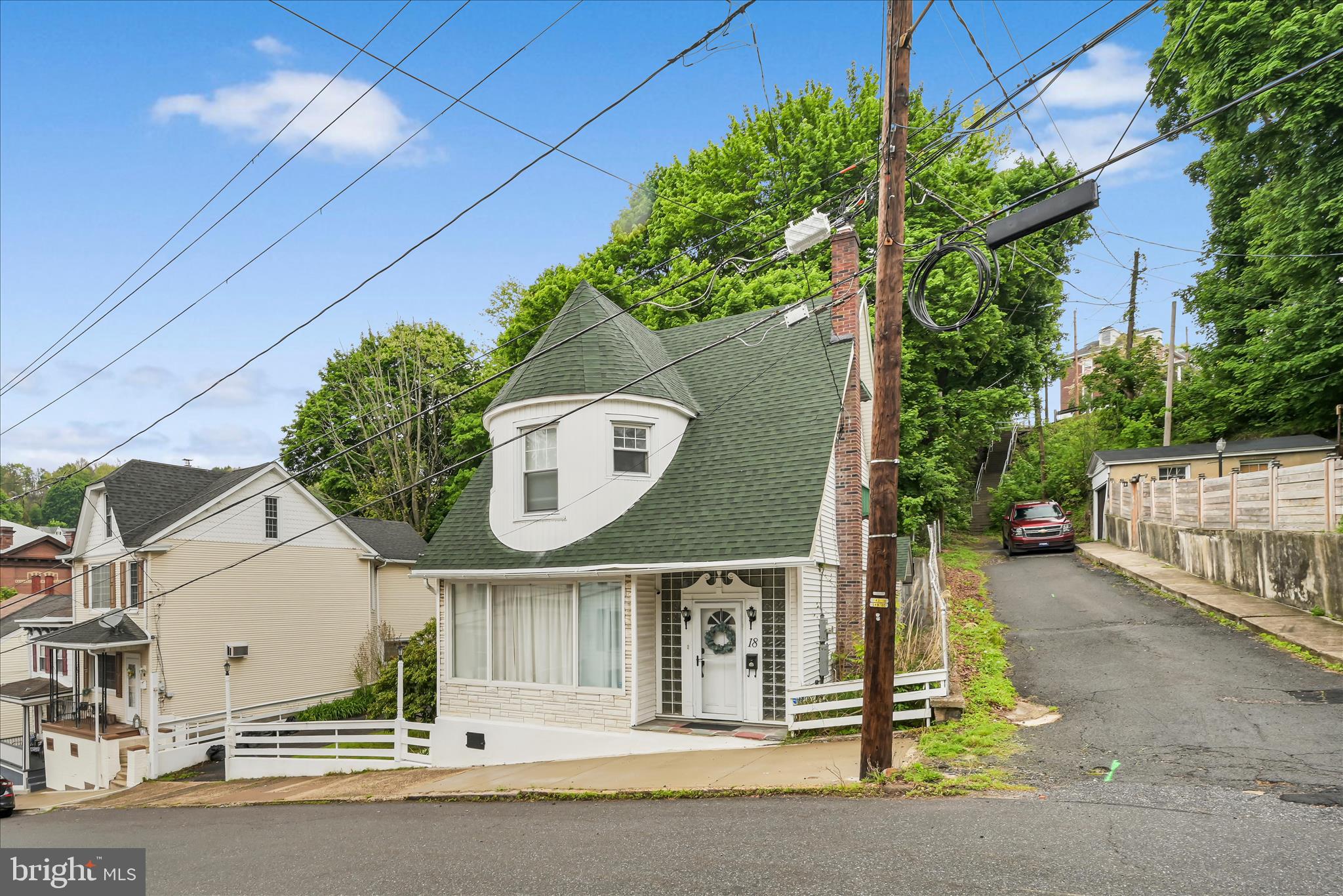 GREENWOOD HILL - Residential