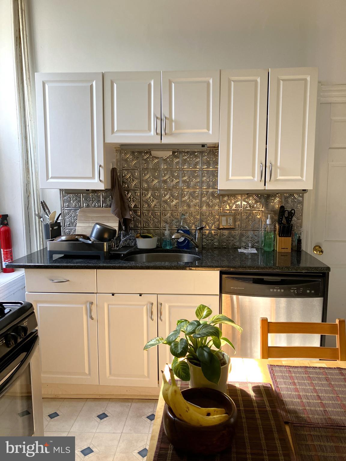 POWELTON VILLAGE - Commercial Sale