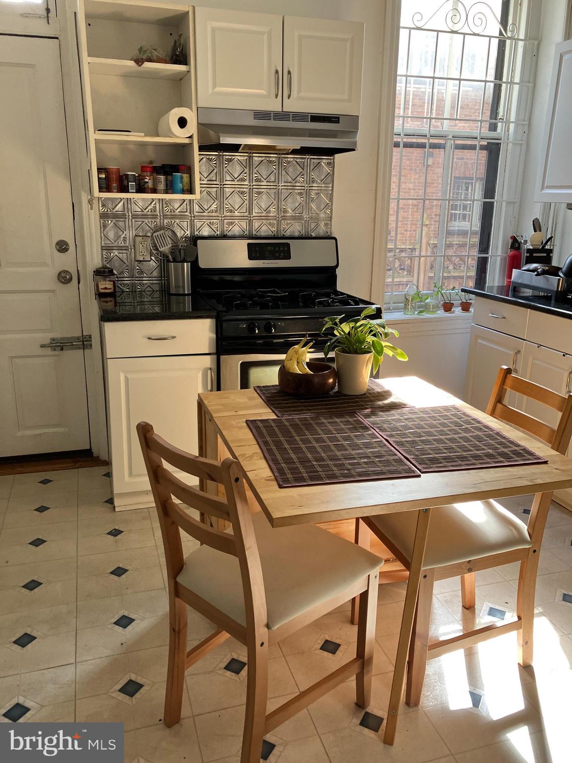 POWELTON VILLAGE - Commercial Sale