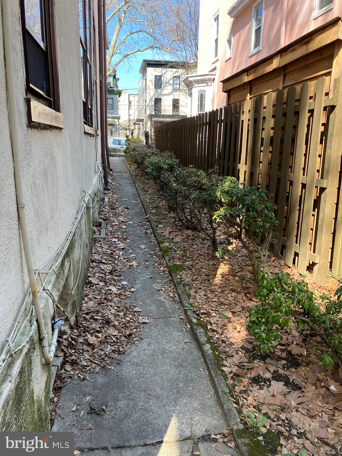 POWELTON VILLAGE - Commercial Sale