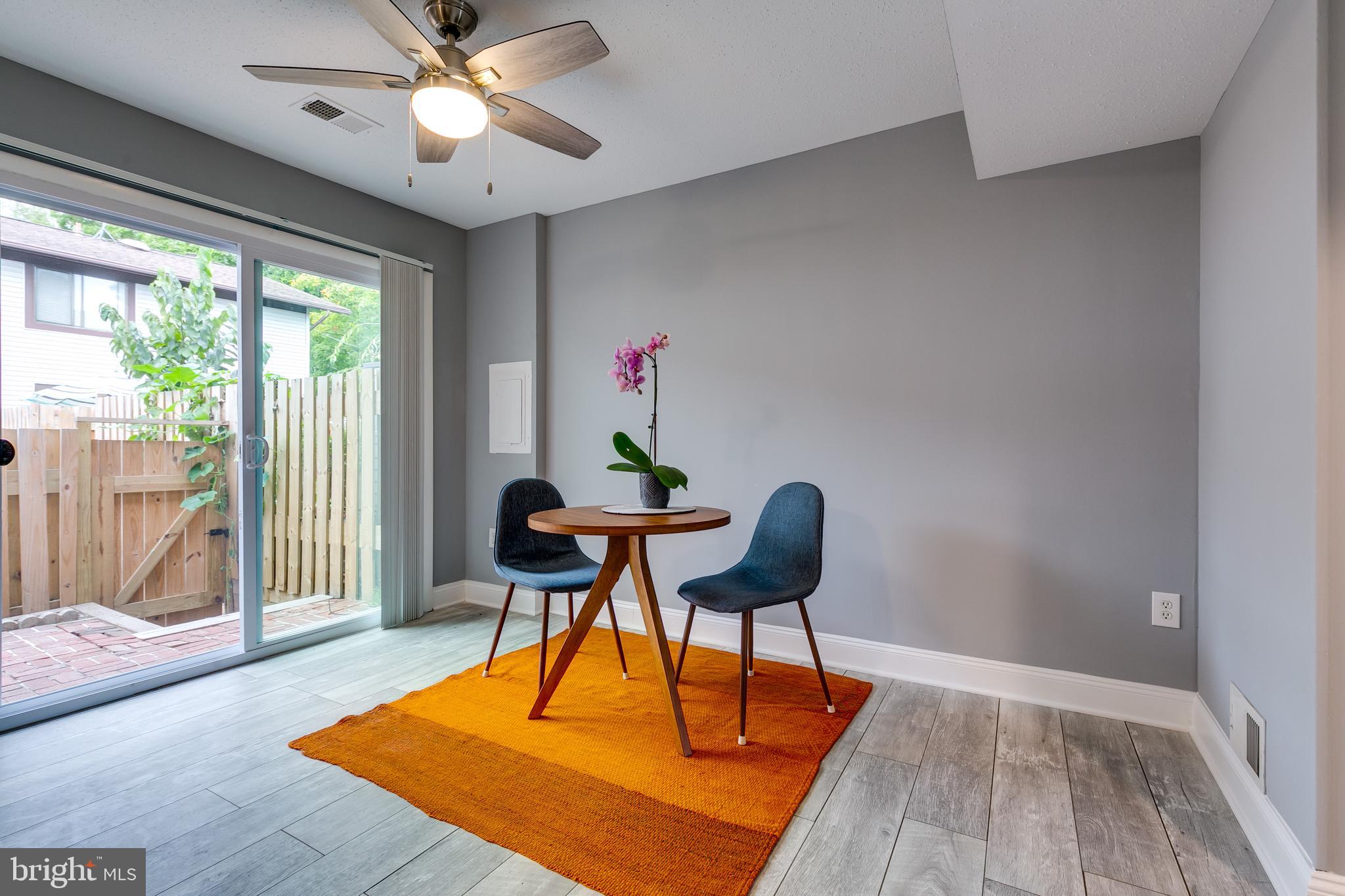 PINEWOOD FOREST - Residential Lease