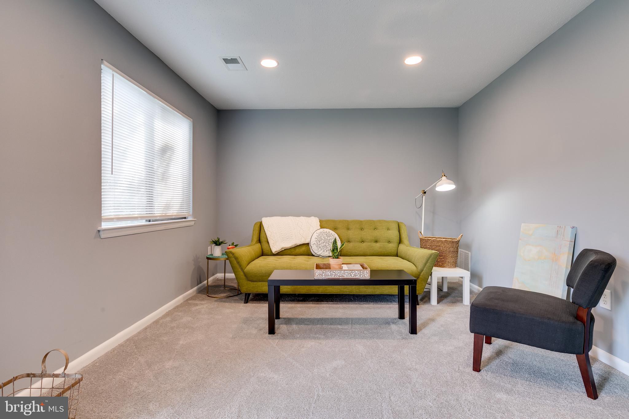 PINEWOOD FOREST - Residential Lease