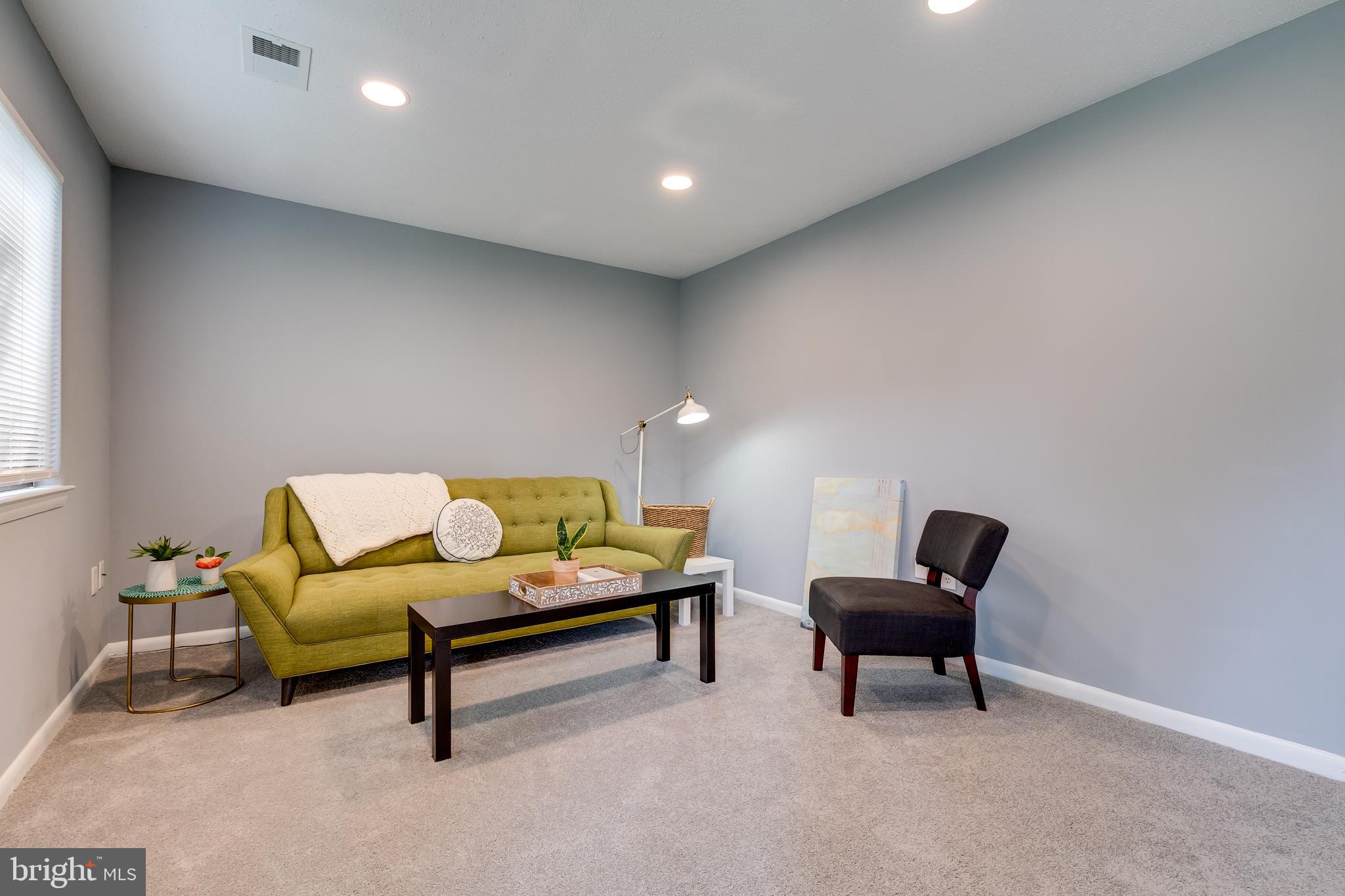 PINEWOOD FOREST - Residential Lease