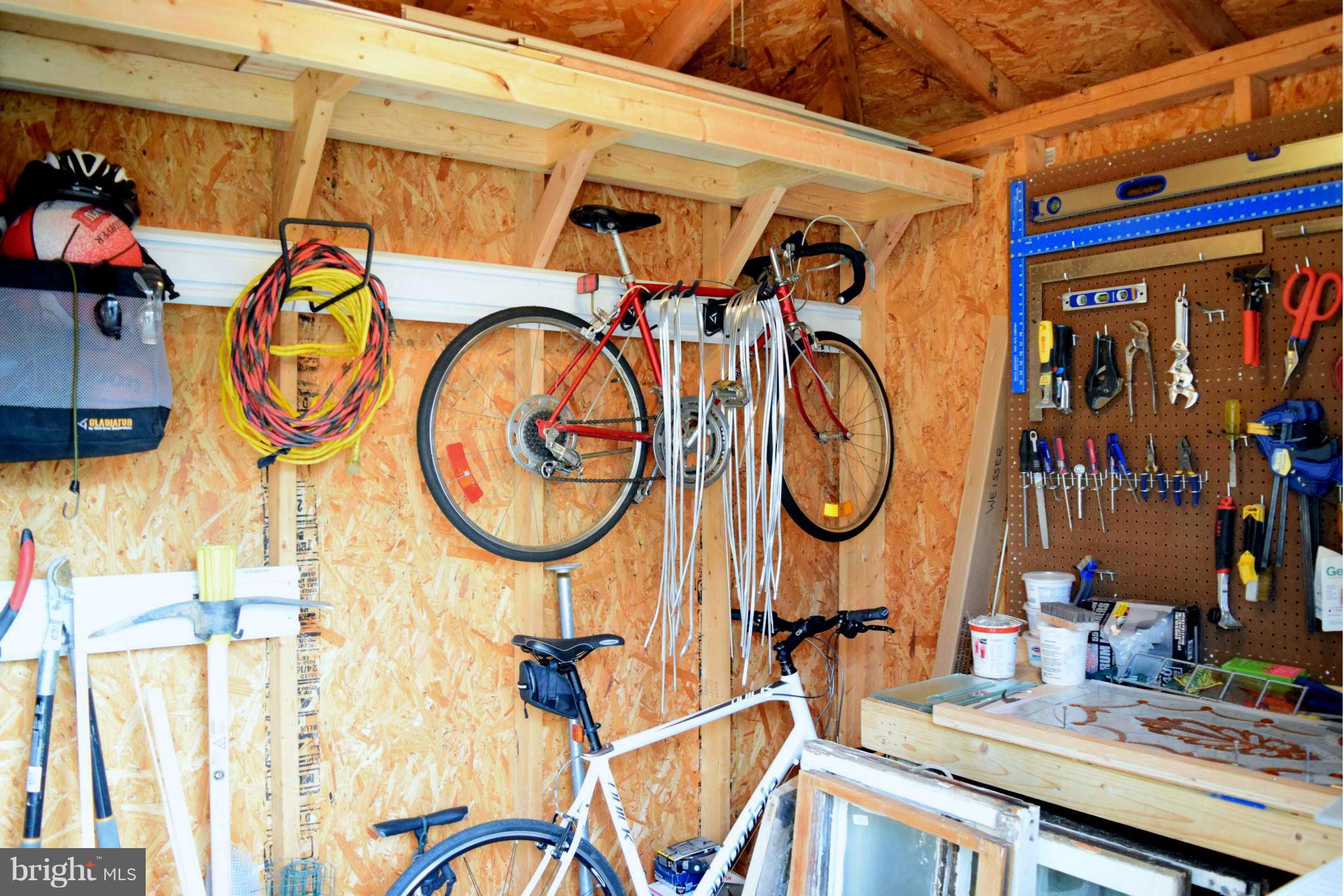 BEACON MANOR - Residential