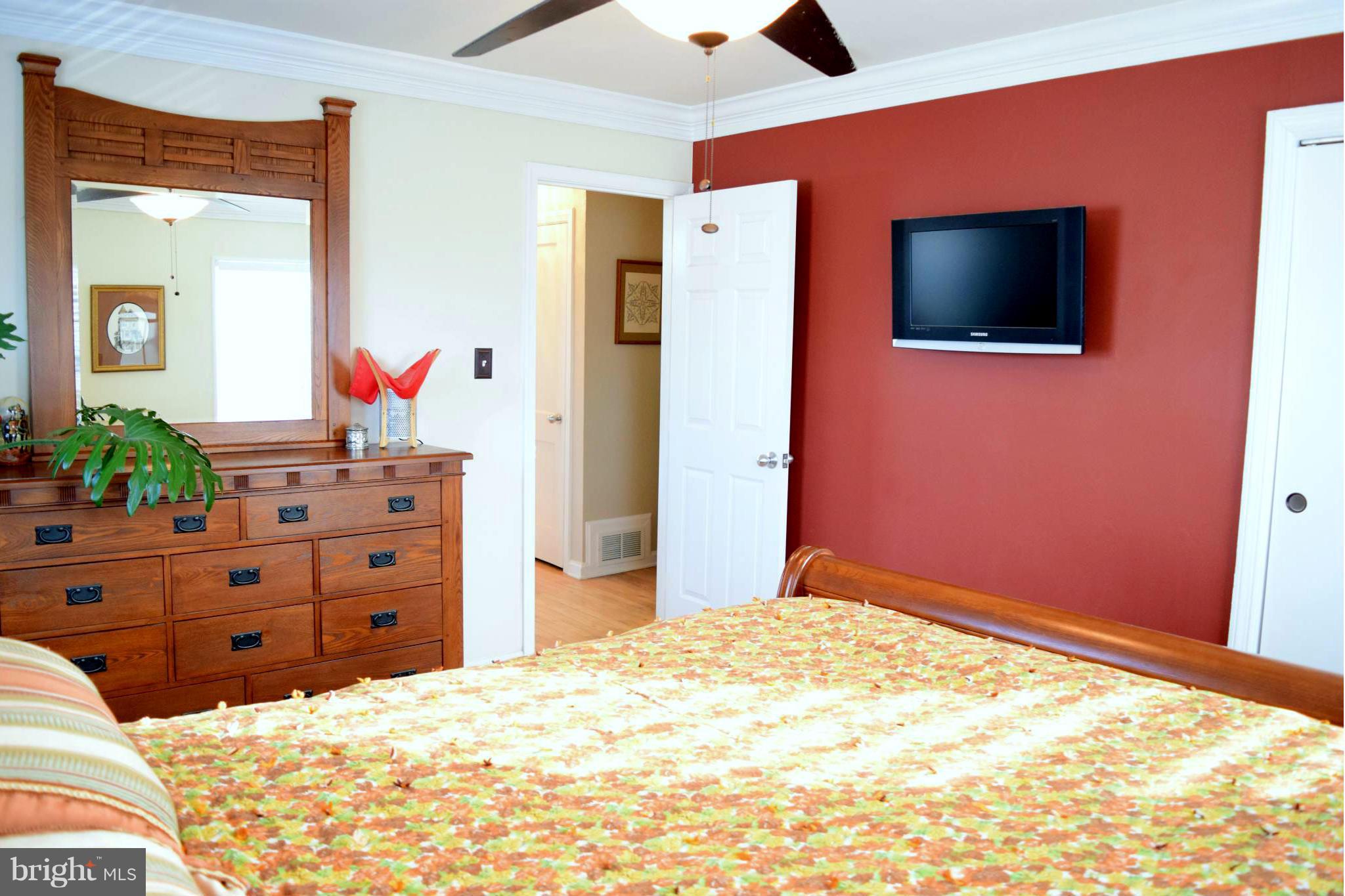 BEACON MANOR - Residential