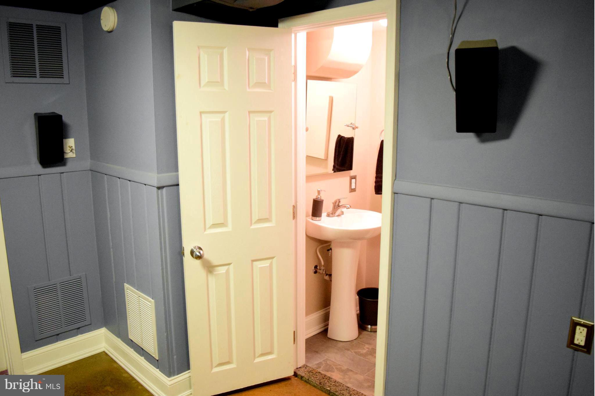 BEACON MANOR - Residential