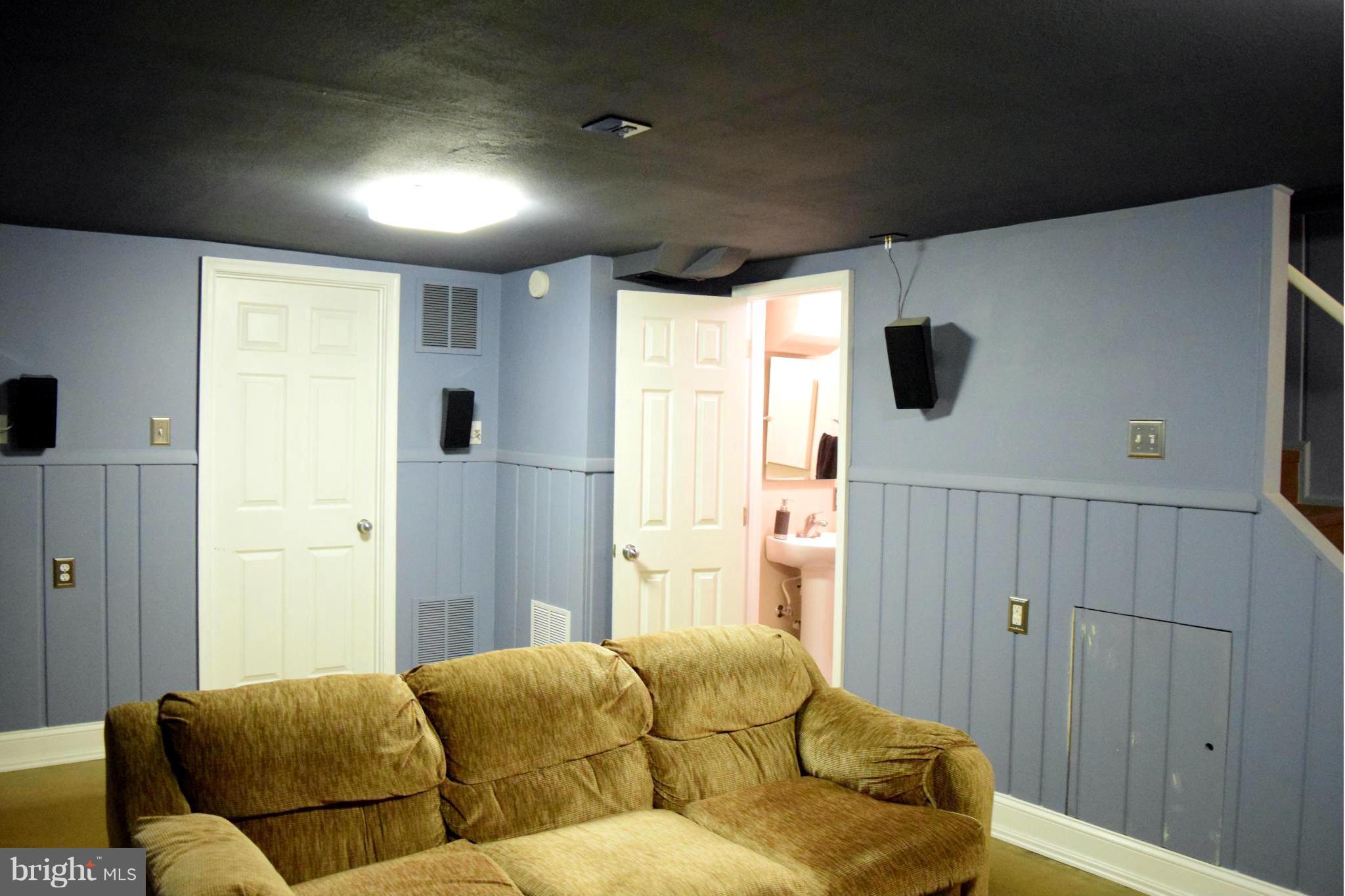 BEACON MANOR - Residential