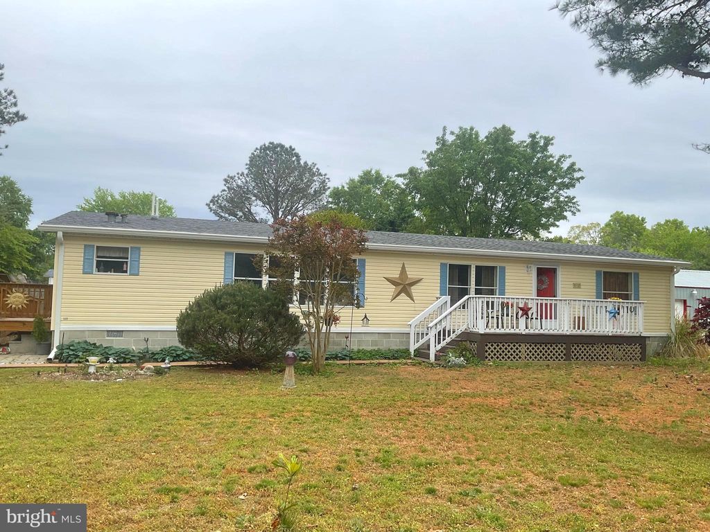 Photo of 32598 Captains Way, MILLSBORO, DE 19966 (MLS # DESU2111482)