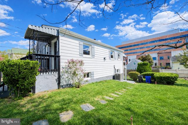 HALLS HILL - Residential