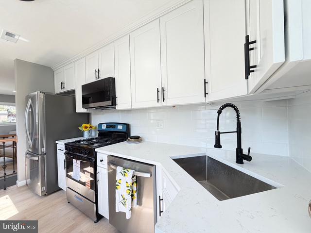 HALLS HILL - Residential