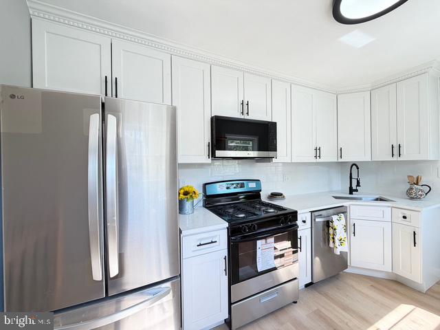 HALLS HILL - Residential