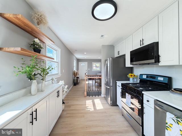 HALLS HILL - Residential