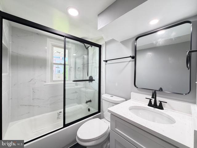 HALLS HILL - Residential