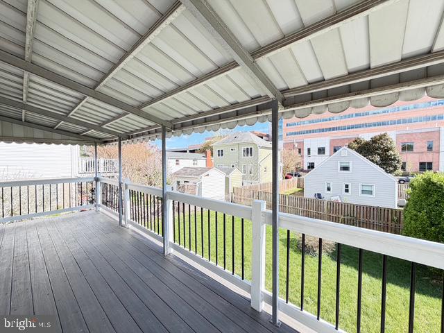 HALLS HILL - Residential