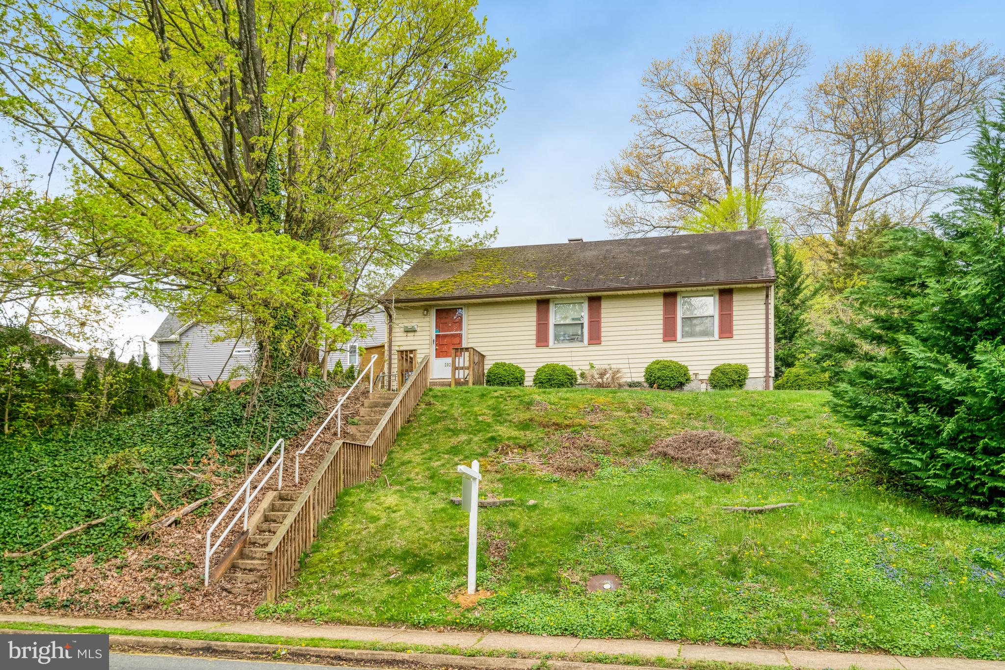 PIMMIT HILLS - Residential