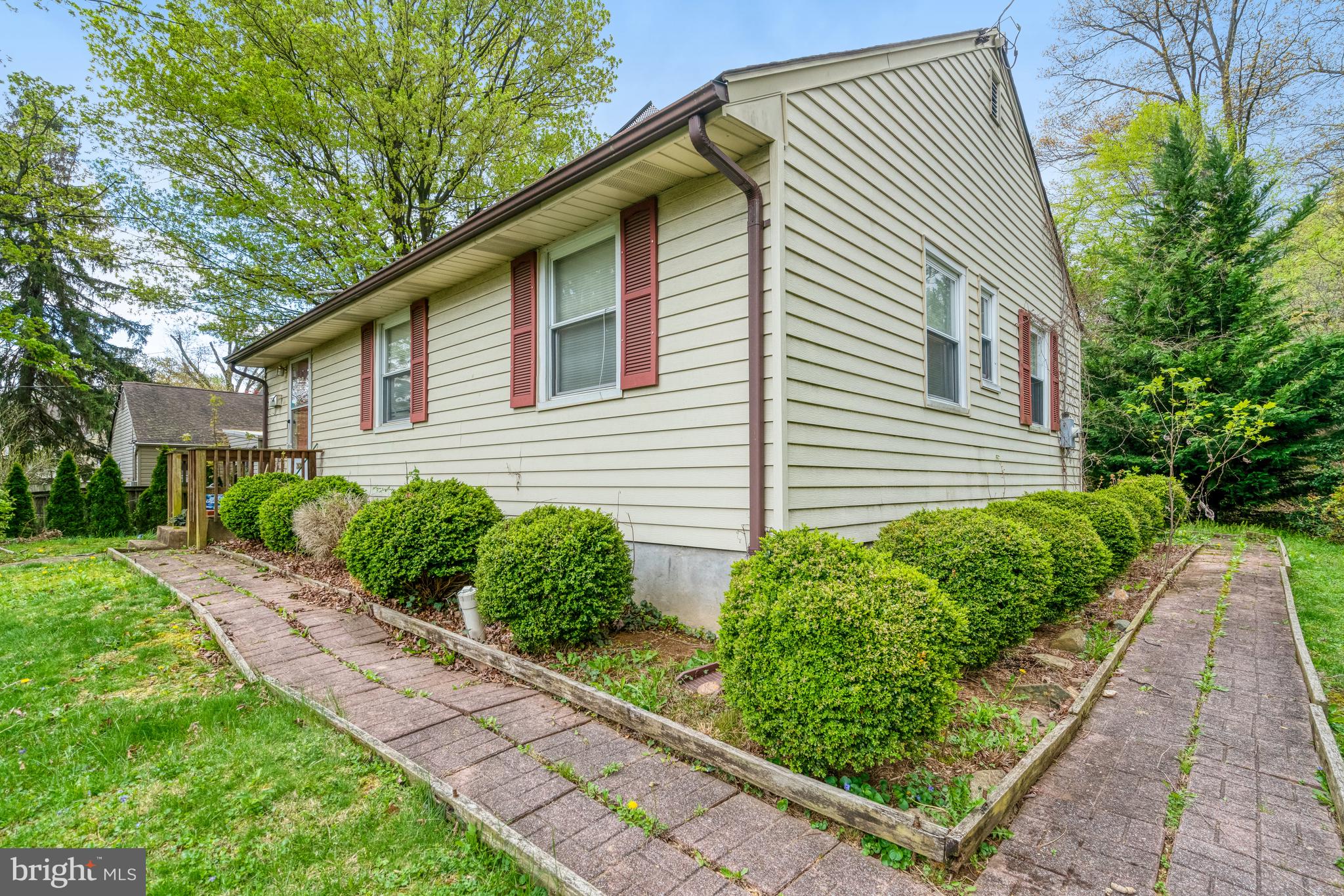 PIMMIT HILLS - Residential