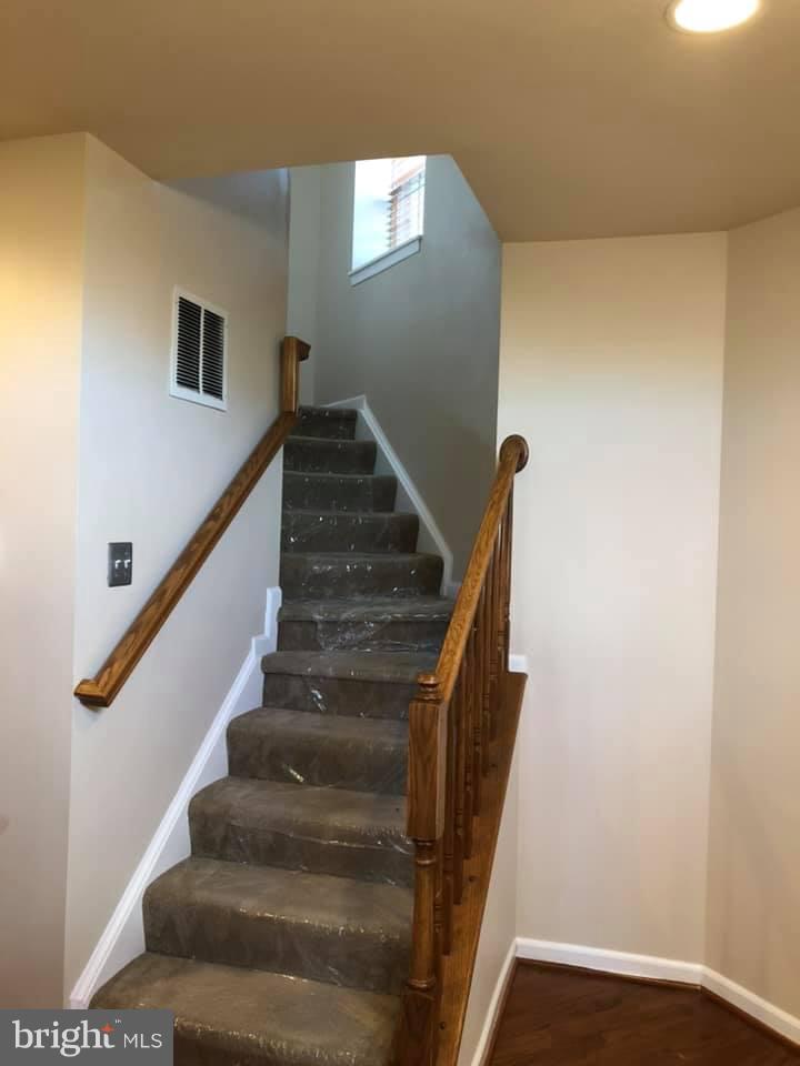 POTOMAC CLUB - Residential Lease