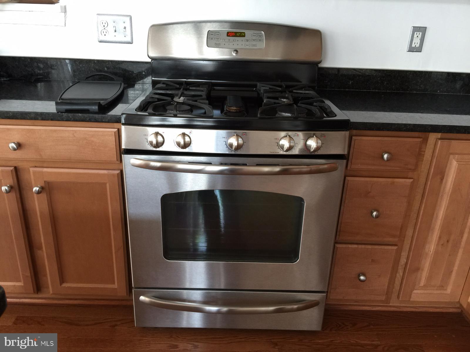 POTOMAC CLUB - Residential Lease