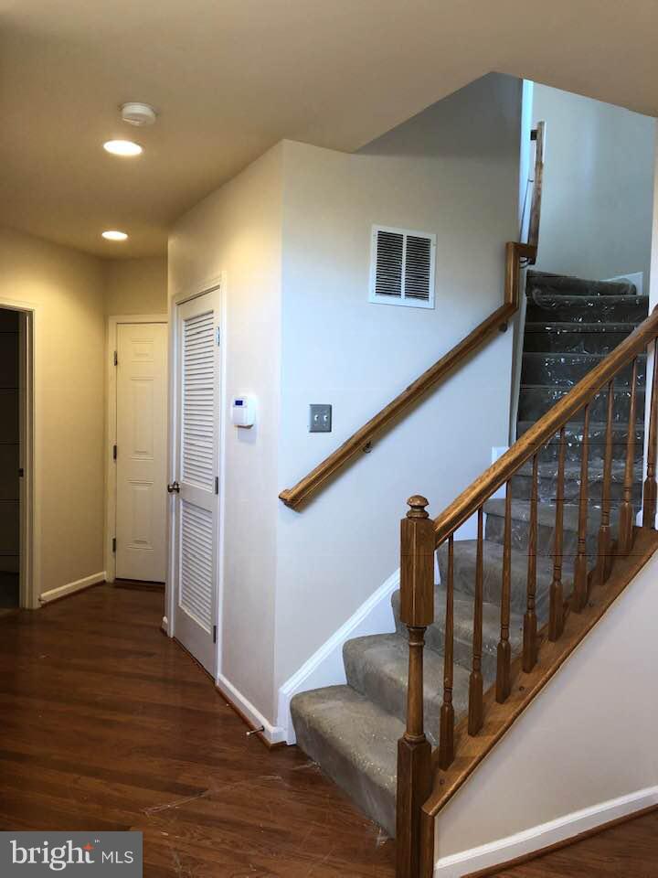 POTOMAC CLUB - Residential Lease