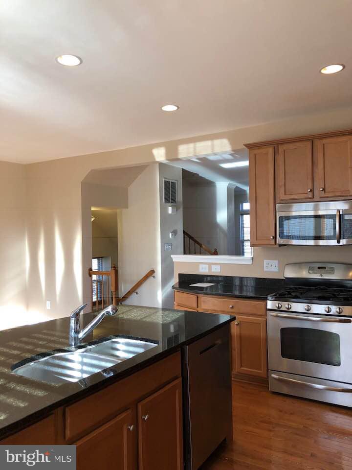 POTOMAC CLUB - Residential Lease