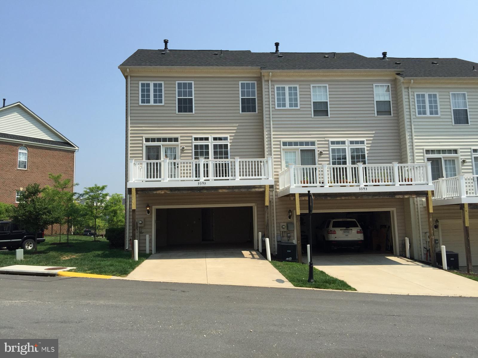 POTOMAC CLUB - Residential Lease